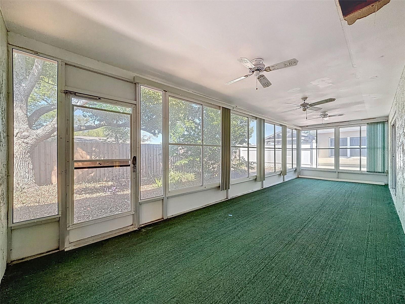 9811 WOODSTOCK LN, PORT RICHEY, FL, 34668