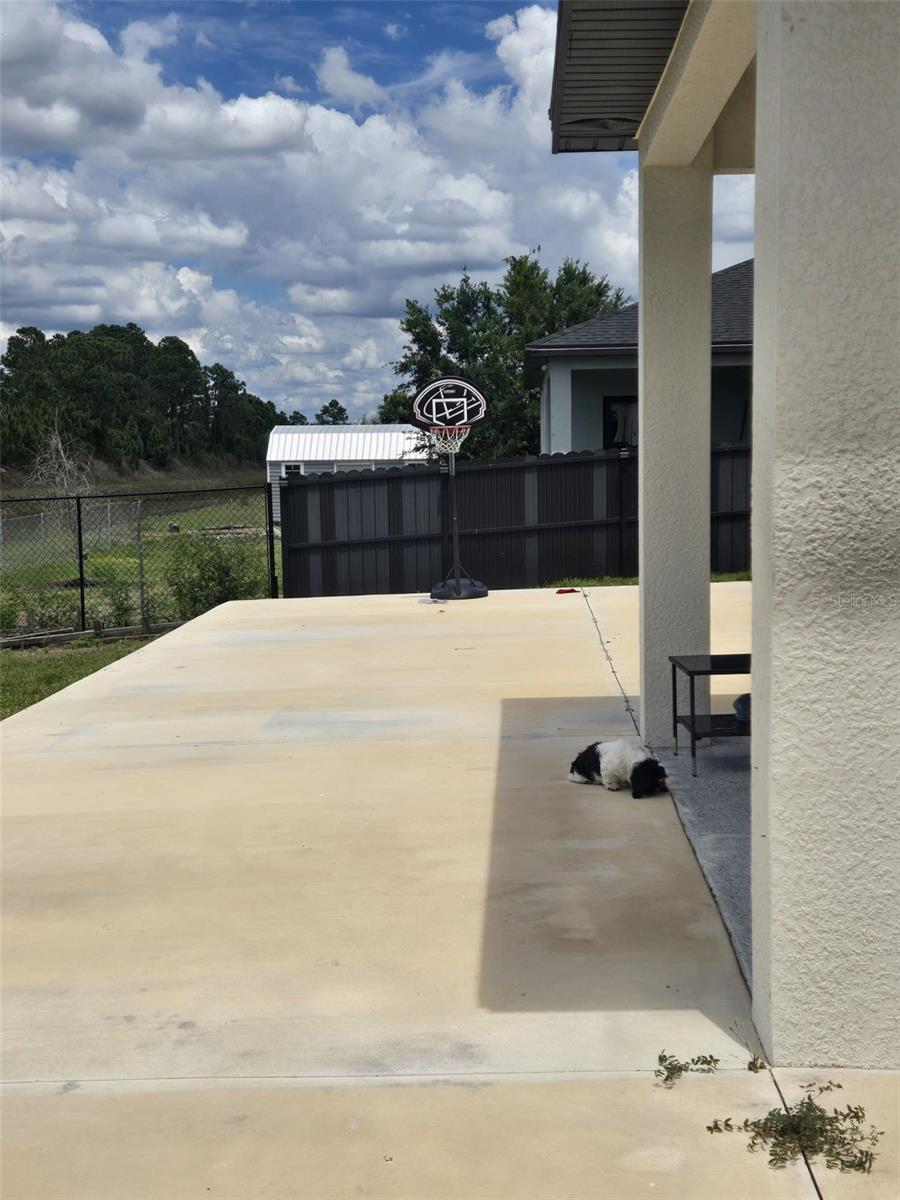 1156 HELEN AVE S, LEHIGH ACRES, FL, 33974