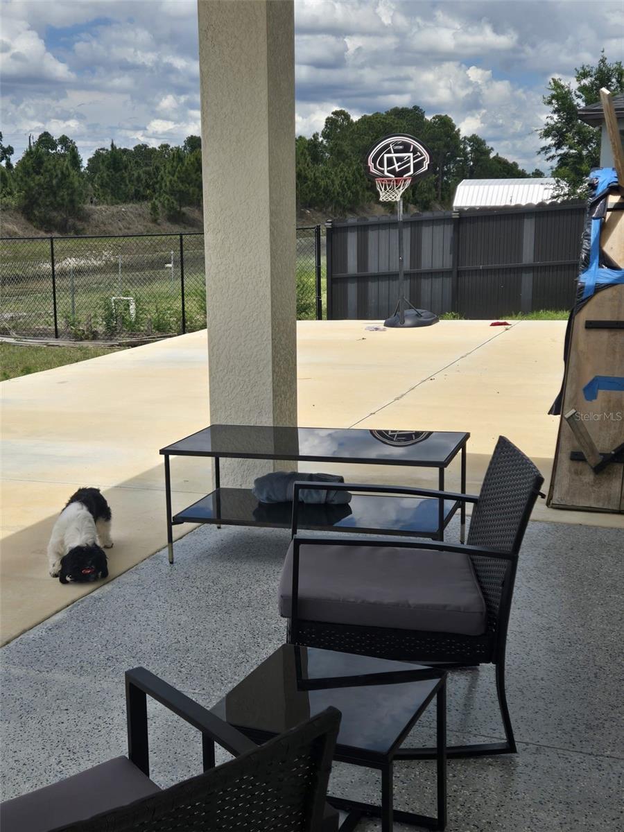 1156 HELEN AVE S, LEHIGH ACRES, FL, 33974