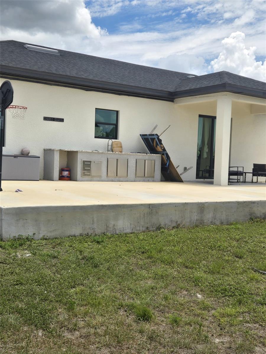 1156 HELEN AVE S, LEHIGH ACRES, FL, 33974