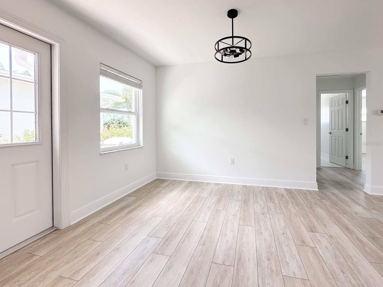 11295 1ST ST E, TREASURE ISLAND, FL, 33706