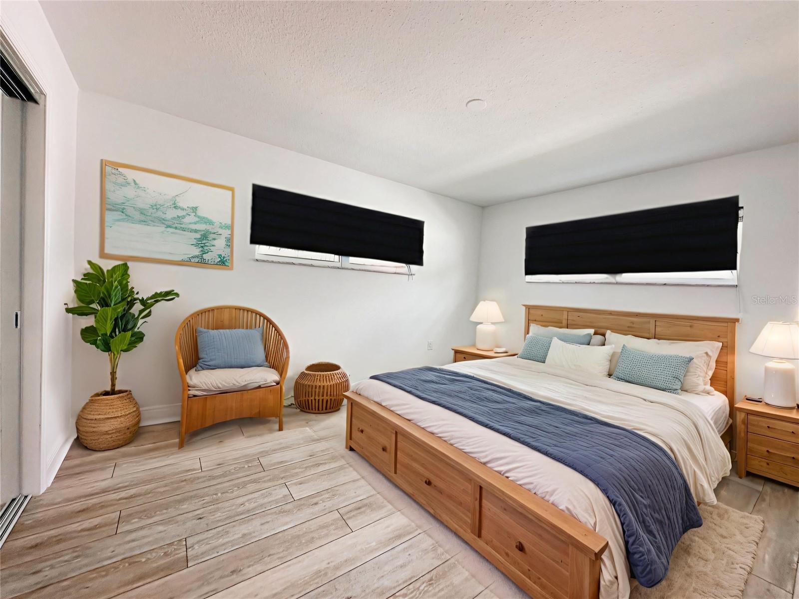 11295 1ST ST E, TREASURE ISLAND, FL, 33706