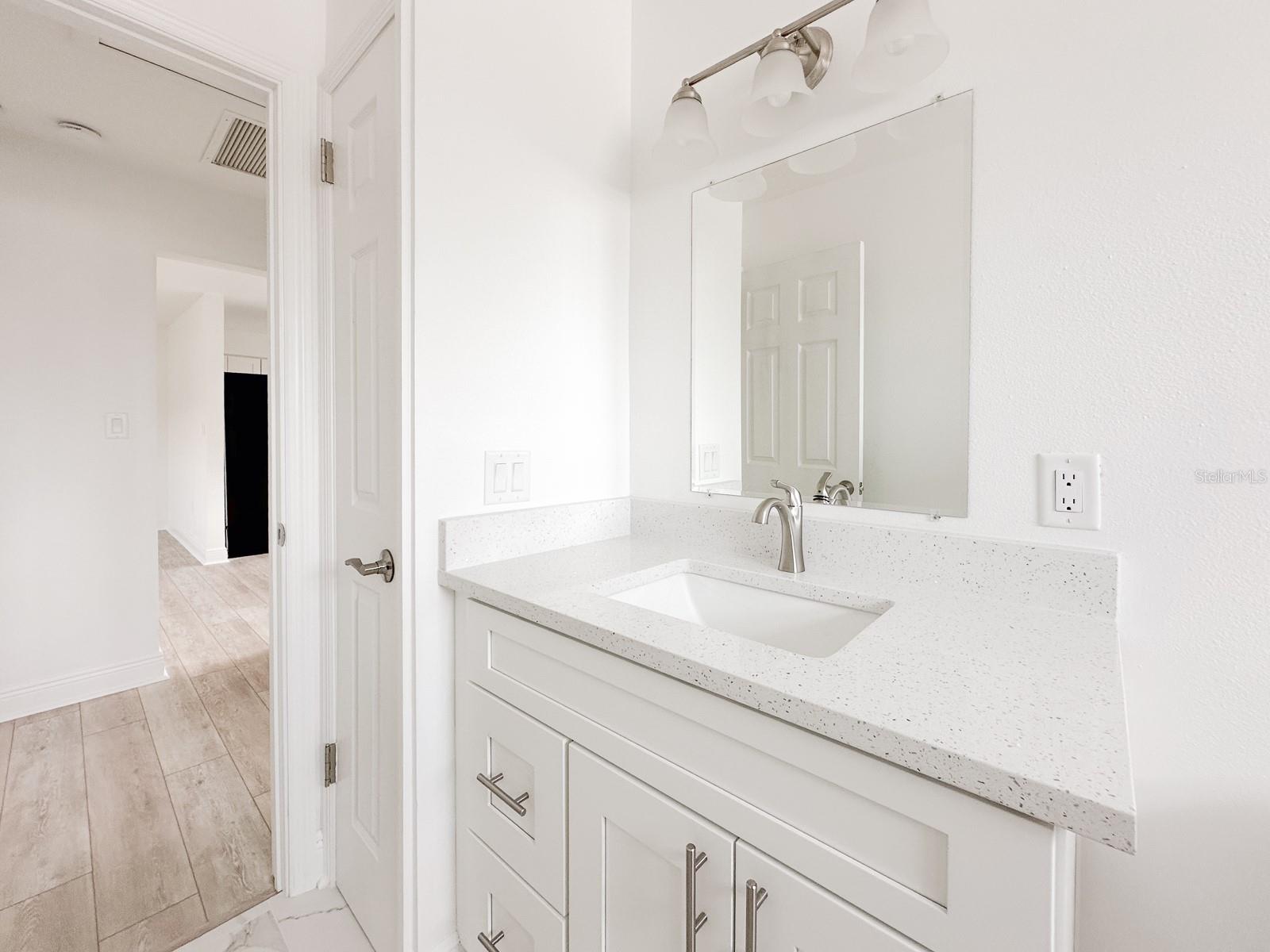 11295 1ST ST E, TREASURE ISLAND, FL, 33706