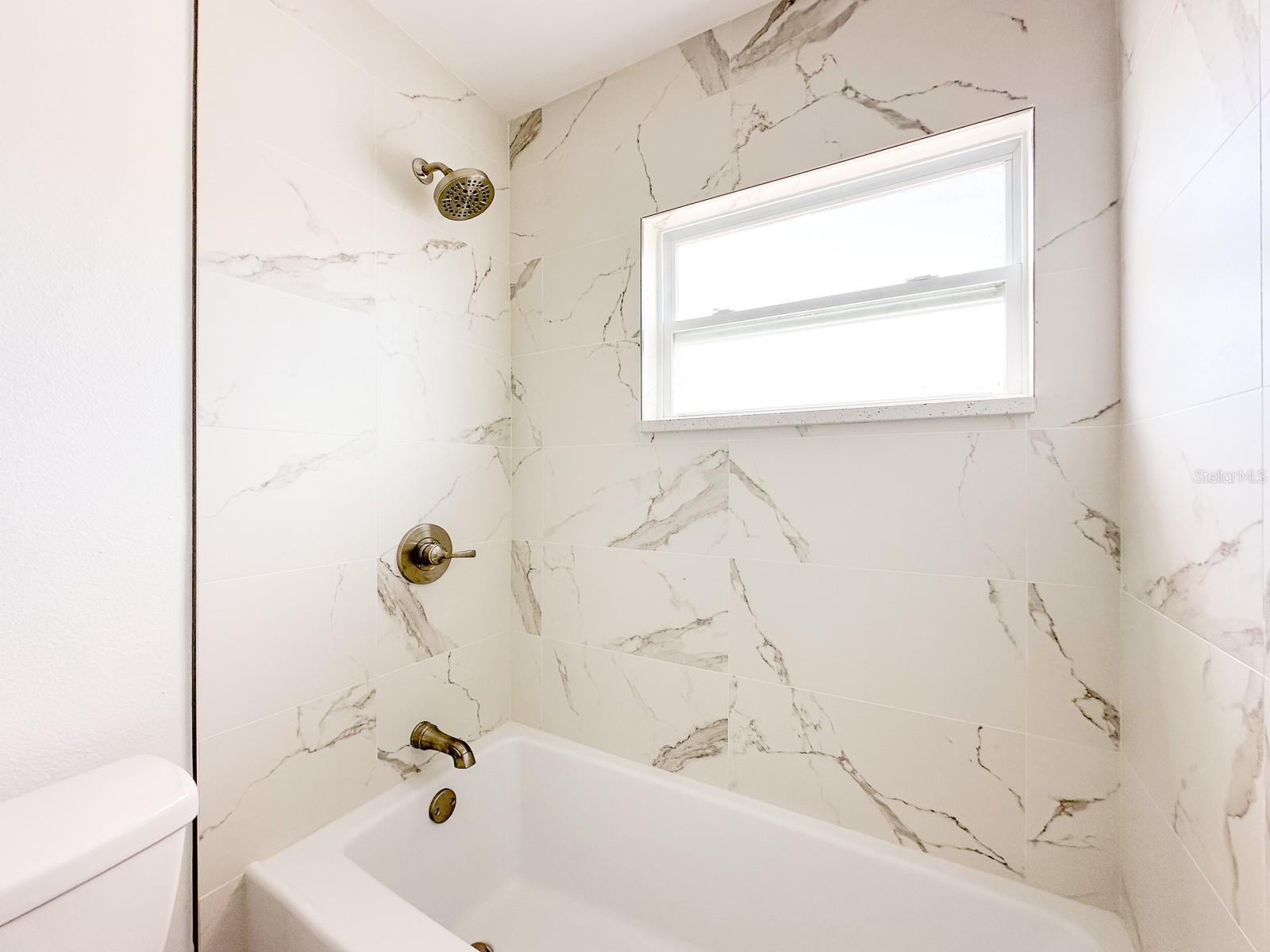 11295 1ST ST E, TREASURE ISLAND, FL, 33706