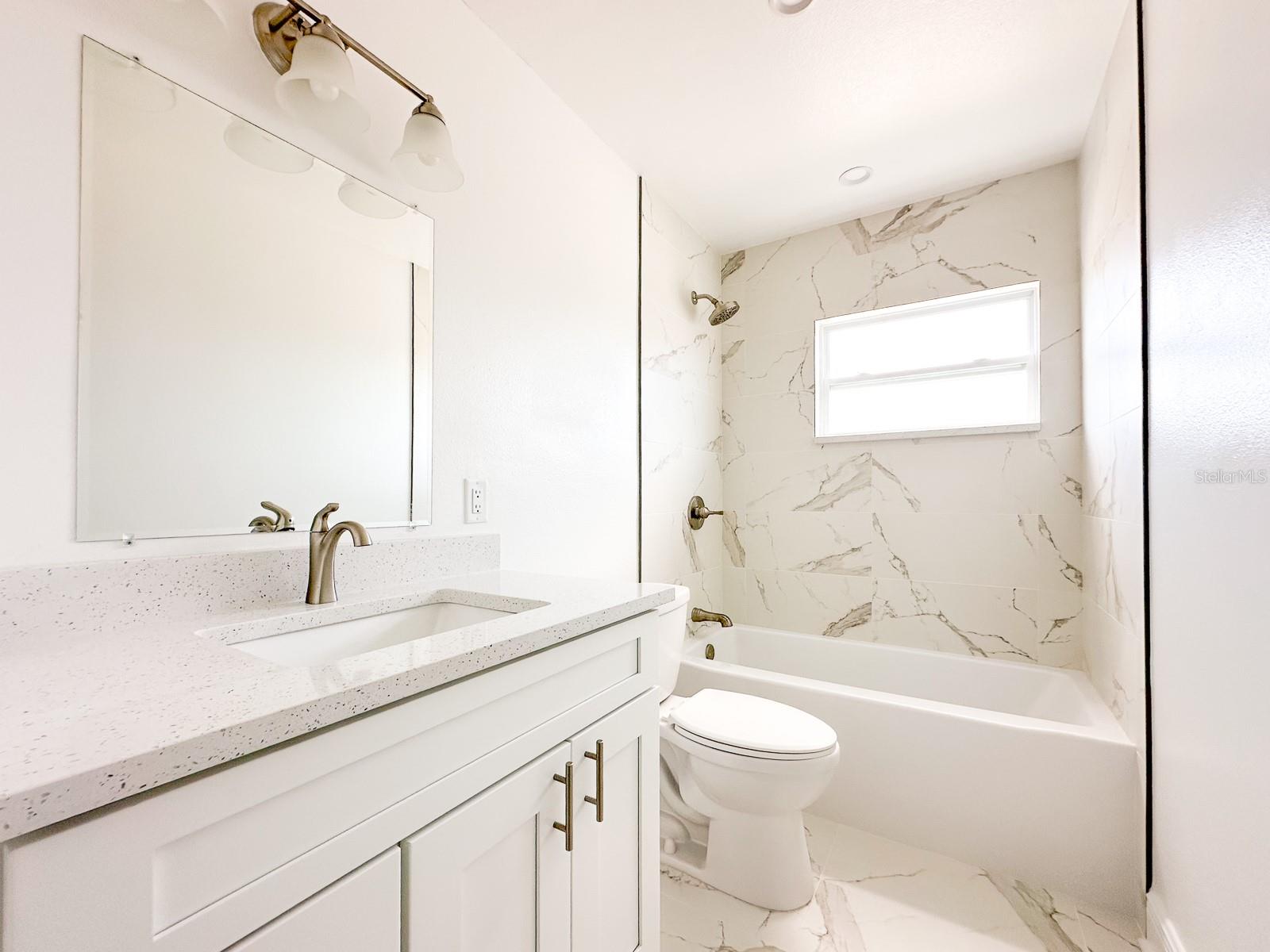 11295 1ST ST E, TREASURE ISLAND, FL, 33706