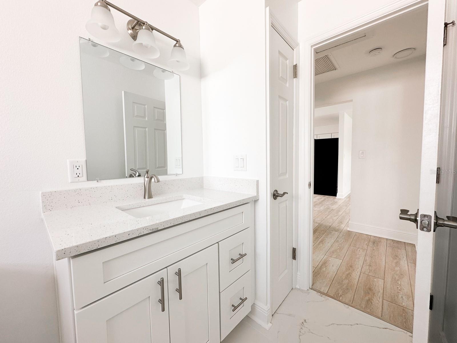 11295 1ST ST E, TREASURE ISLAND, FL, 33706