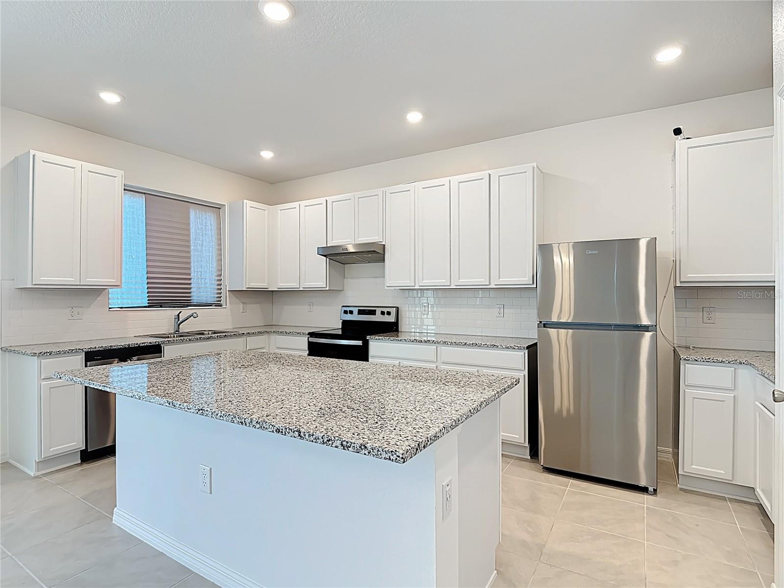 795 OVERPOOL AVE, DAVENPORT, FL, 33896