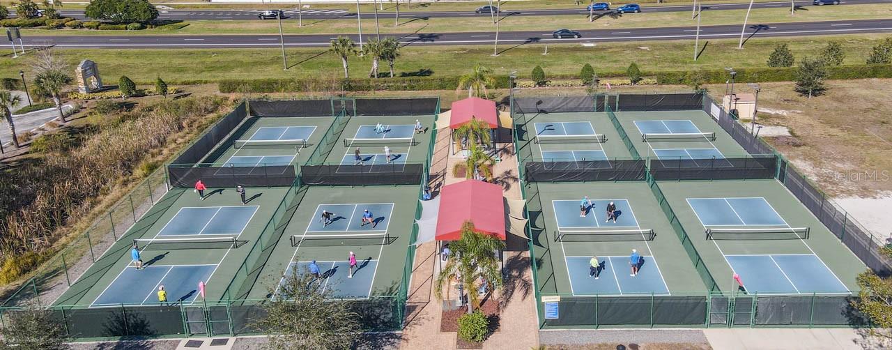 2202 CLUBHOUSE DR #185, SUN CITY CENTER, FL, 33573