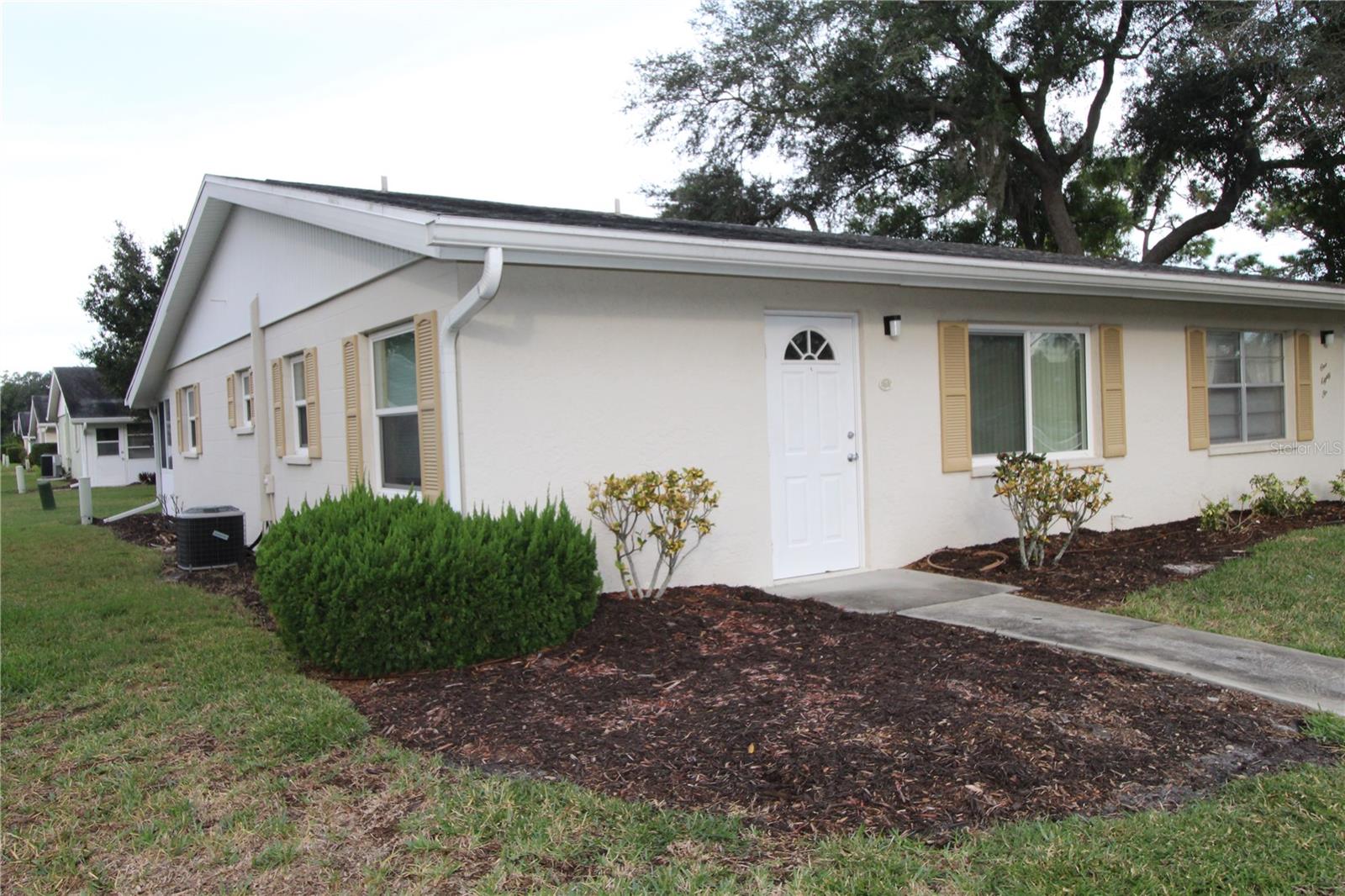 2202 CLUBHOUSE DR #185, SUN CITY CENTER, FL, 33573