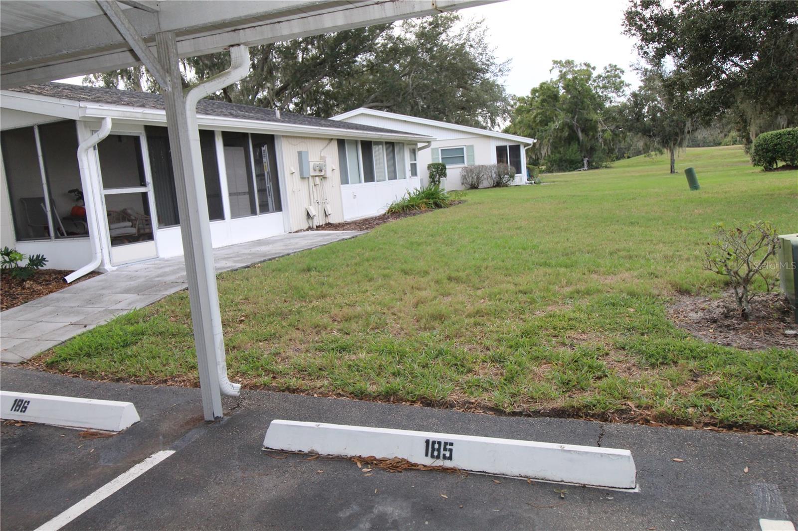 2202 CLUBHOUSE DR #185, SUN CITY CENTER, FL, 33573