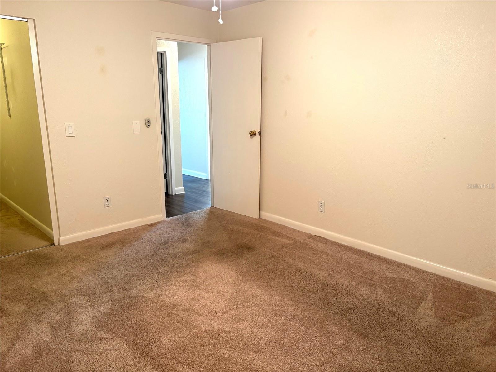 2202 CLUBHOUSE DR #185, SUN CITY CENTER, FL, 33573