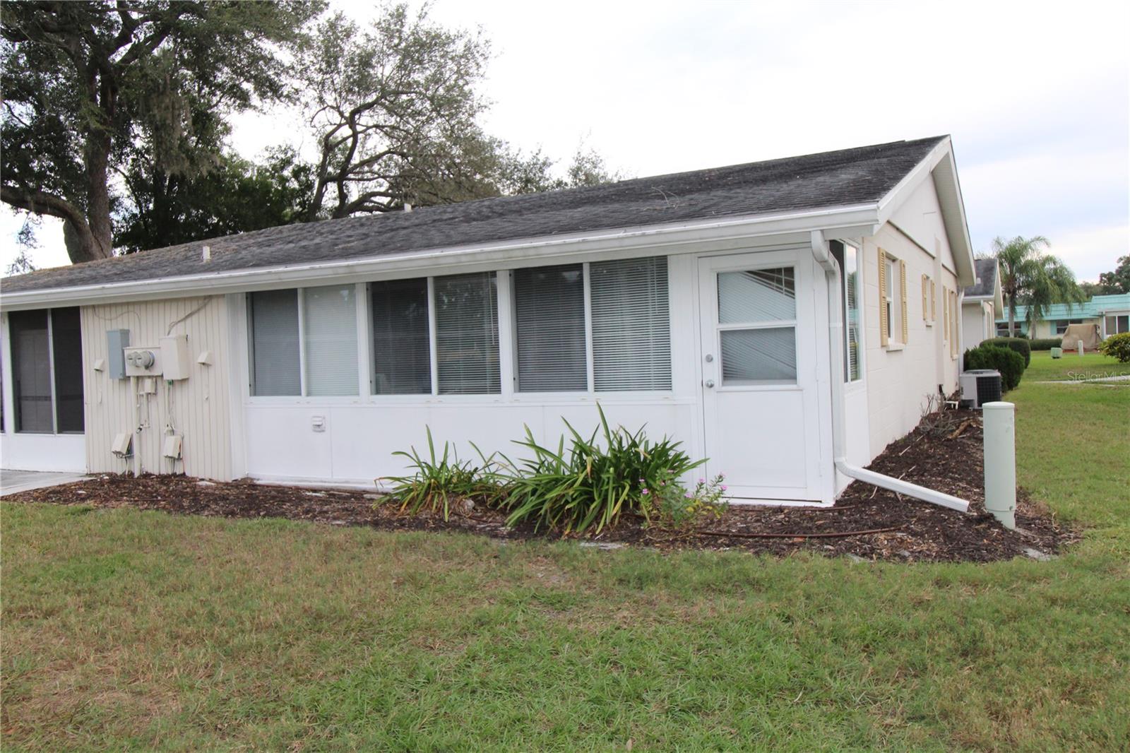 2202 CLUBHOUSE DR #185, SUN CITY CENTER, FL, 33573