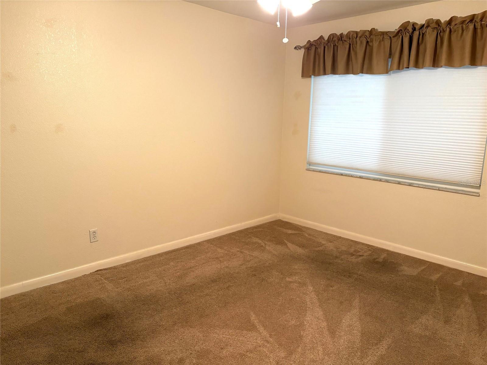 2202 CLUBHOUSE DR #185, SUN CITY CENTER, FL, 33573