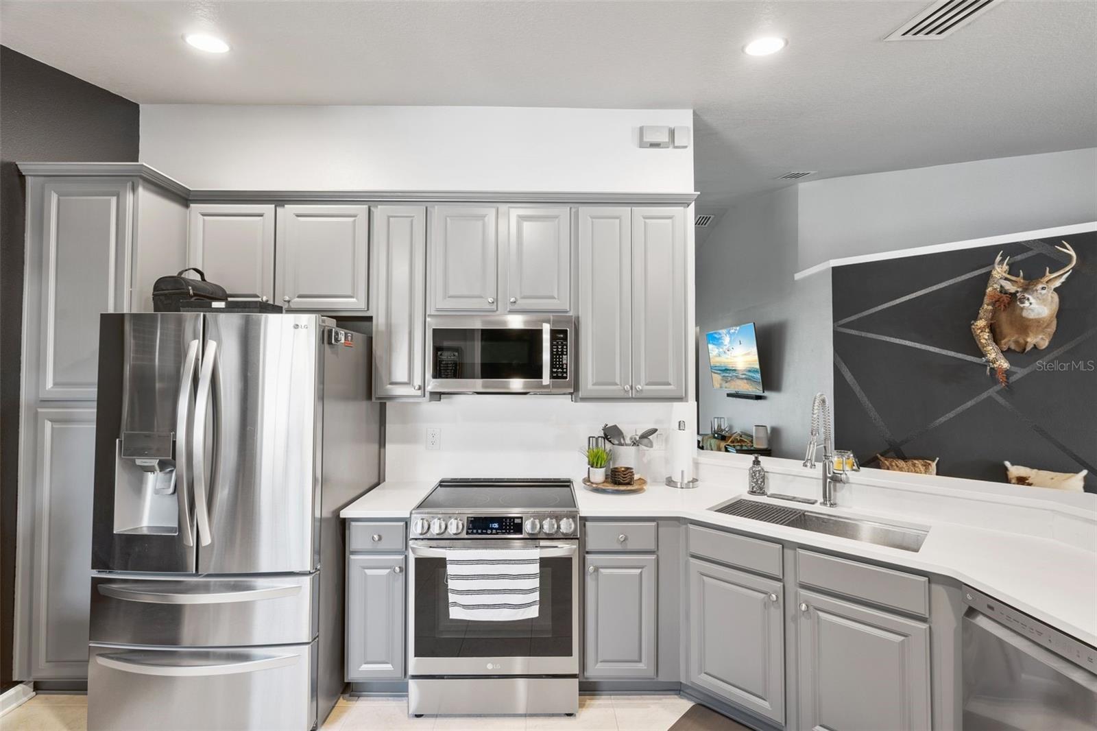 2013 SANTA CATALINA LN, RIVERVIEW, FL, 33578