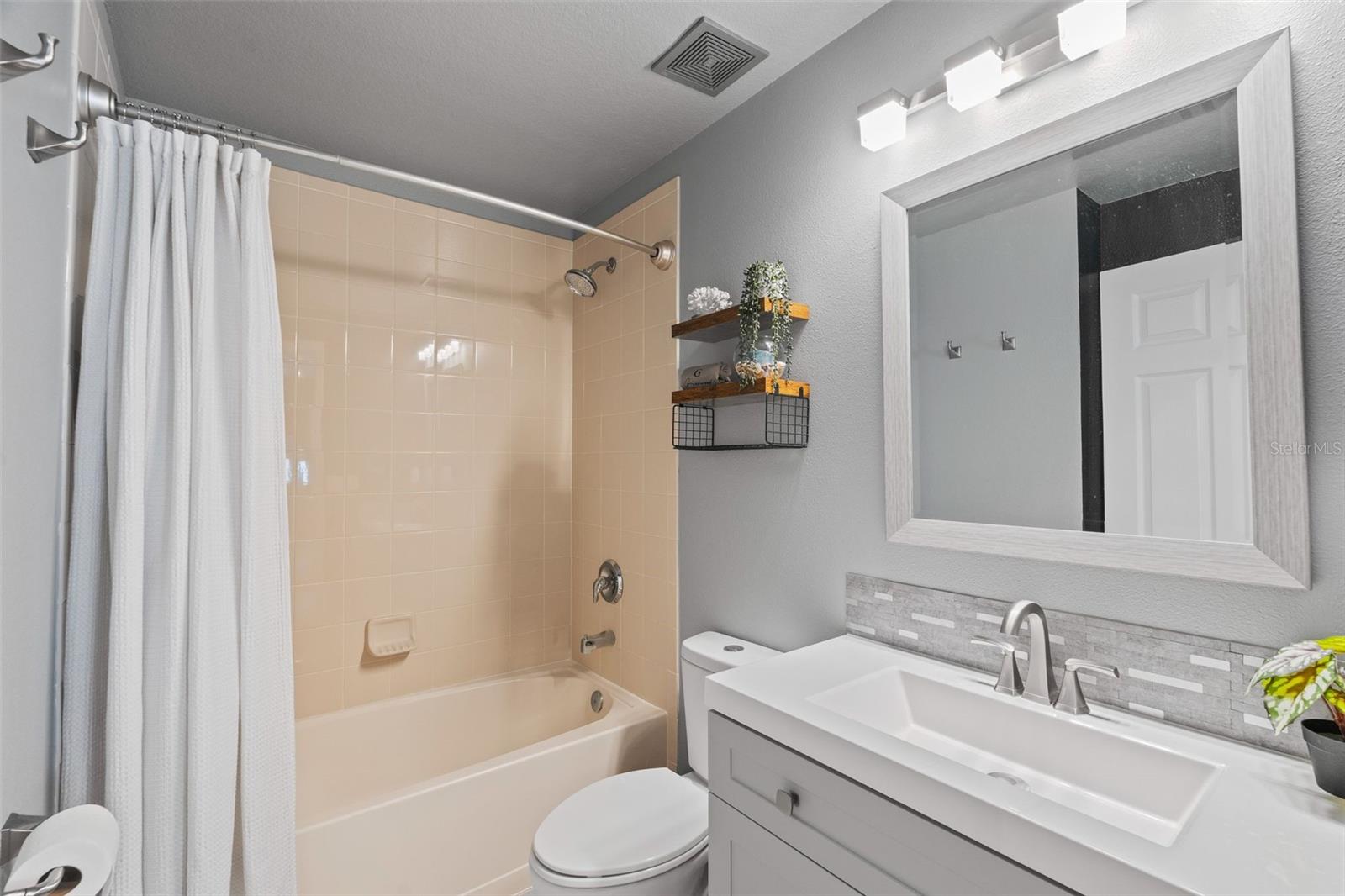 2013 SANTA CATALINA LN, RIVERVIEW, FL, 33578