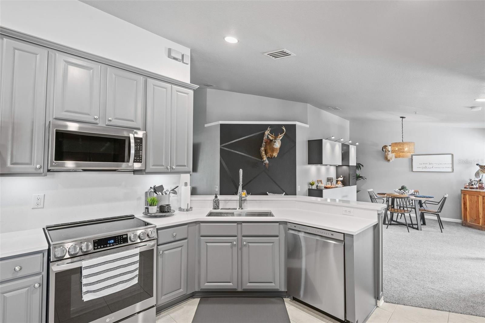 2013 SANTA CATALINA LN, RIVERVIEW, FL, 33578