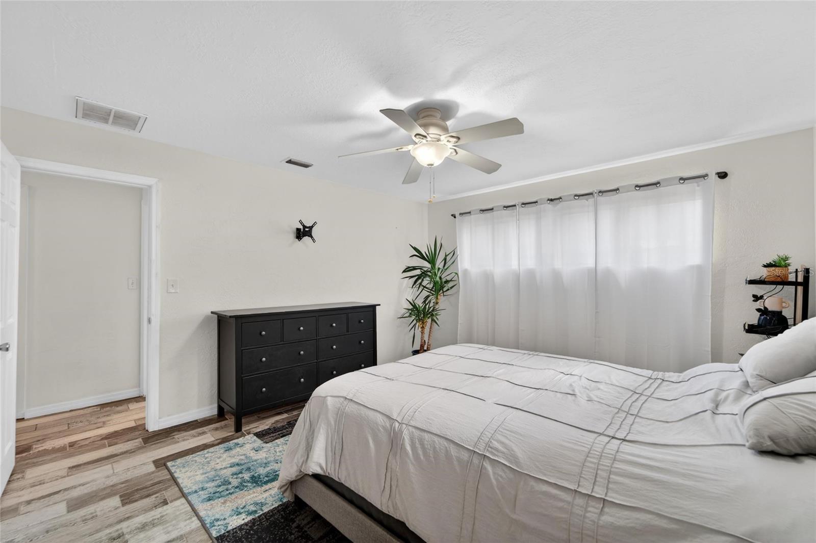 2842 61ST LN N, ST PETERSBURG, FL, 33710