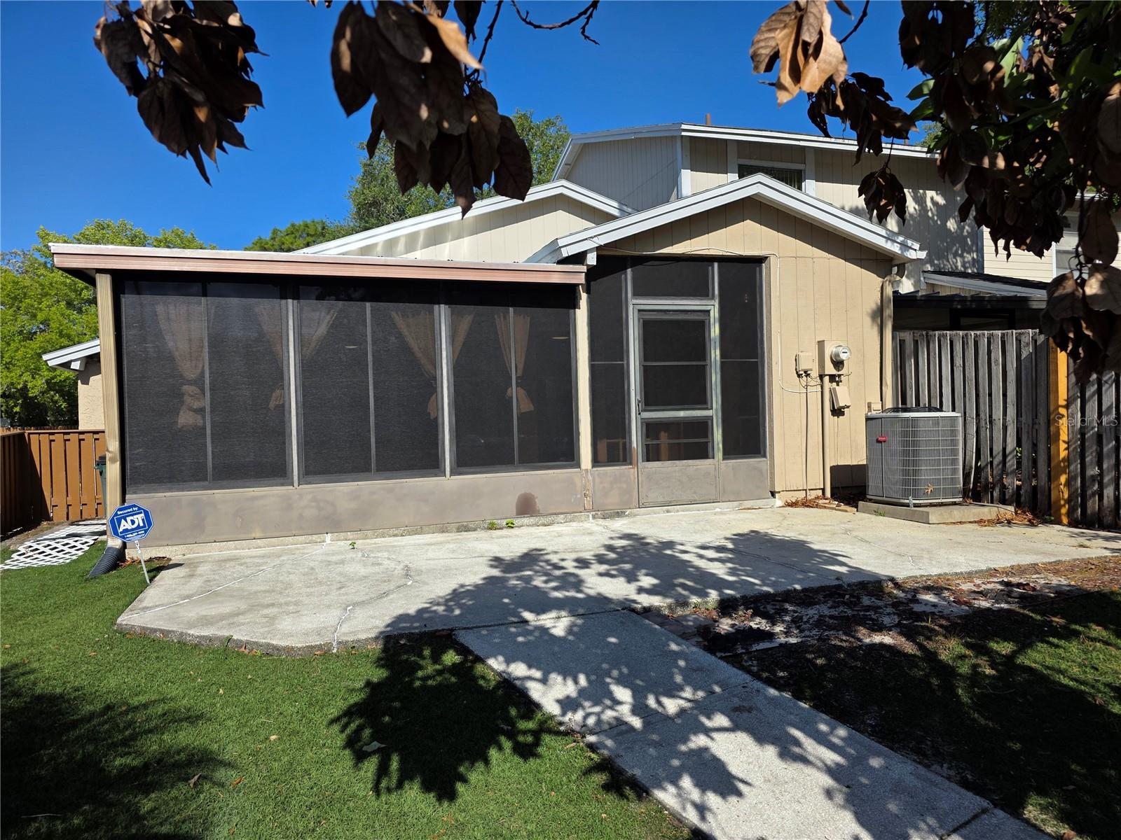 14602 PINE GLEN CIR, LUTZ, FL, 33559