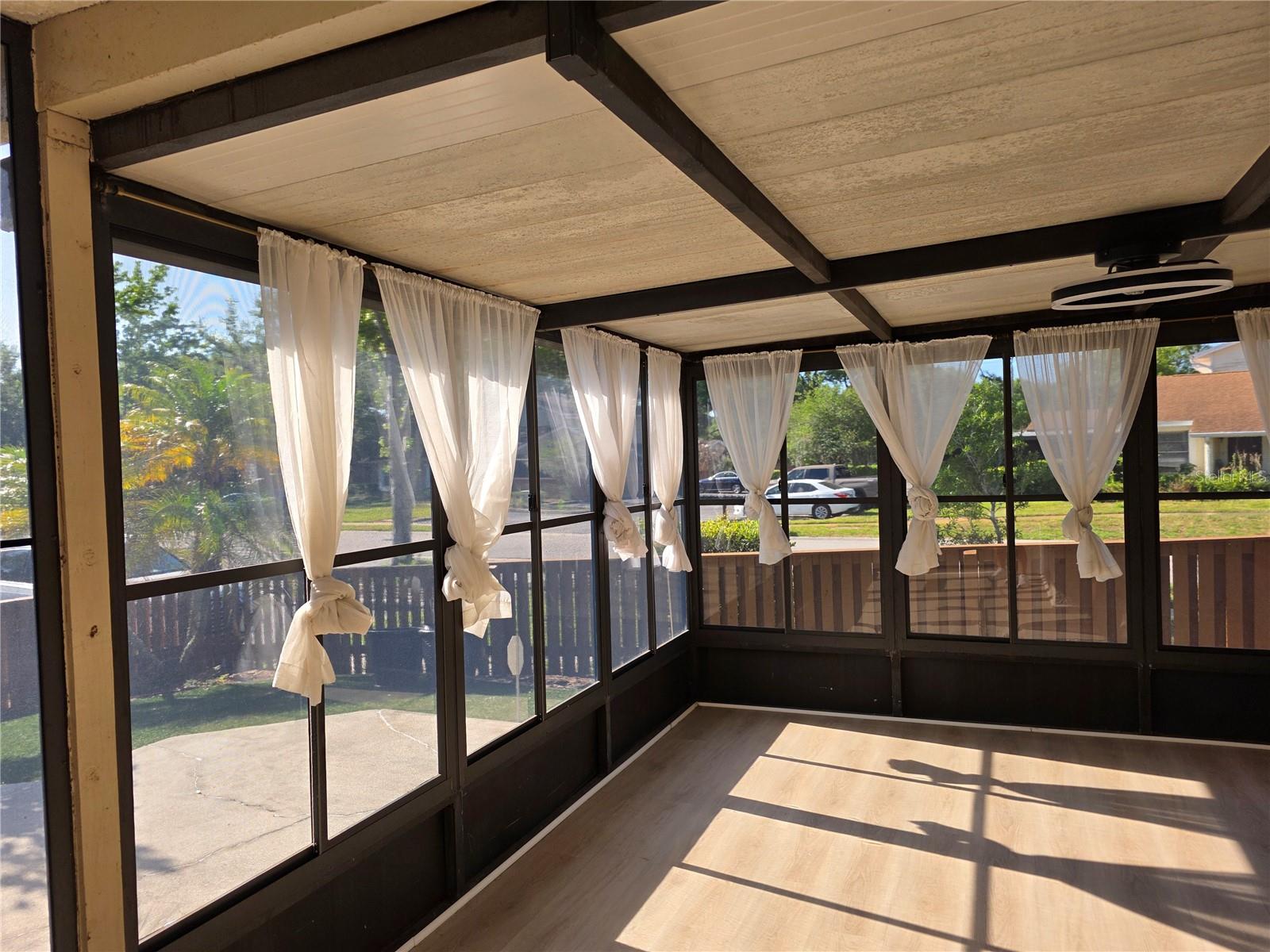 14602 PINE GLEN CIR, LUTZ, FL, 33559