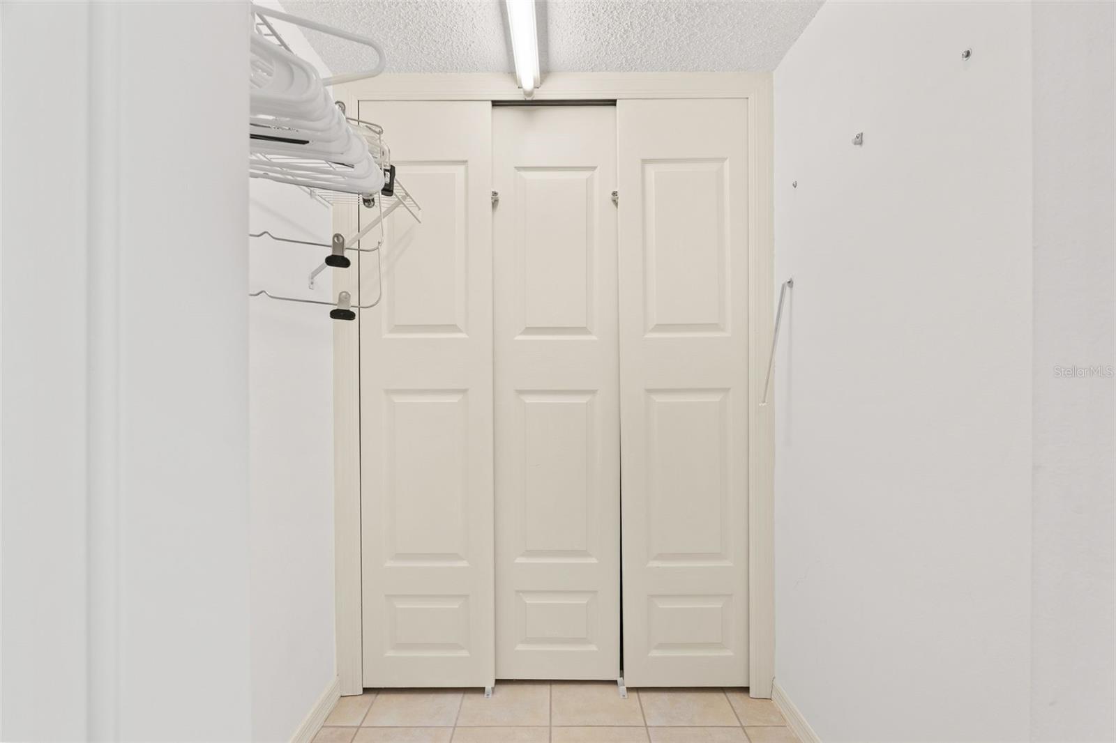 6503 STONE RIVER RD #204, BRADENTON, FL, 34203