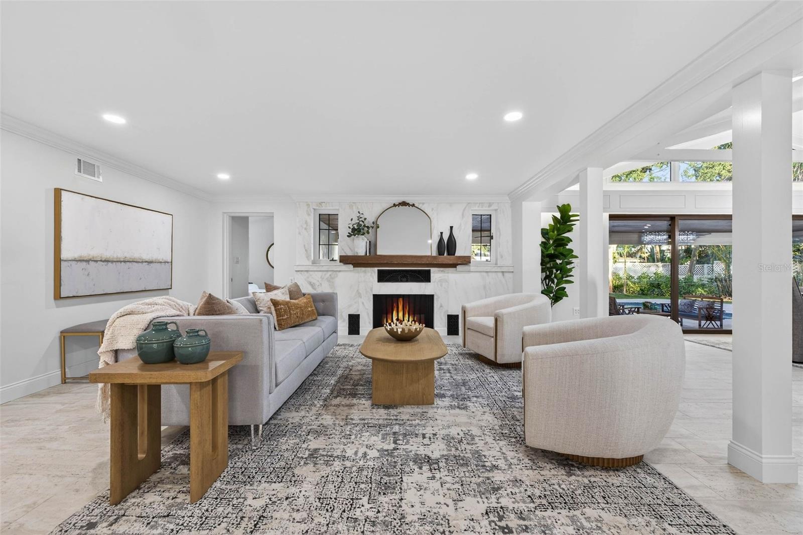 1222 BRIGHTWATERS BLVD NE, ST PETERSBURG, FL, 33704