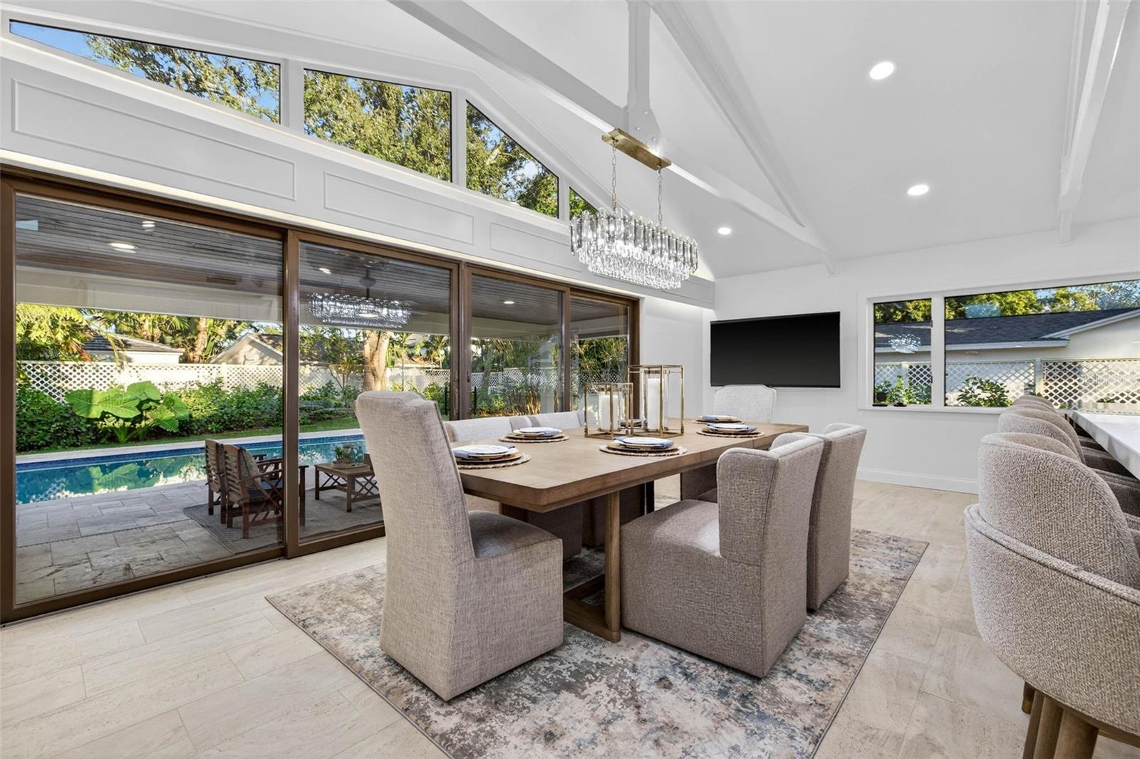 1222 BRIGHTWATERS BLVD NE, ST PETERSBURG, FL, 33704