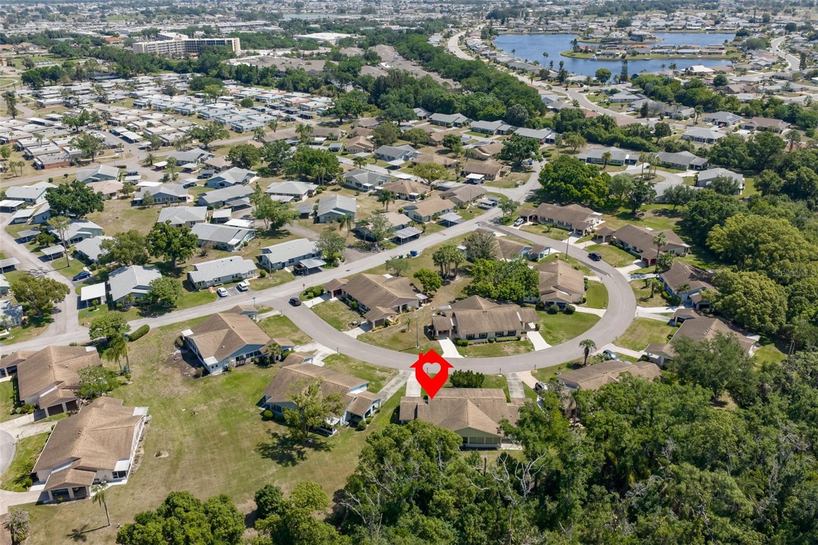 511 FINSBURY CIR #B, SUN CITY CENTER, FL, 33573