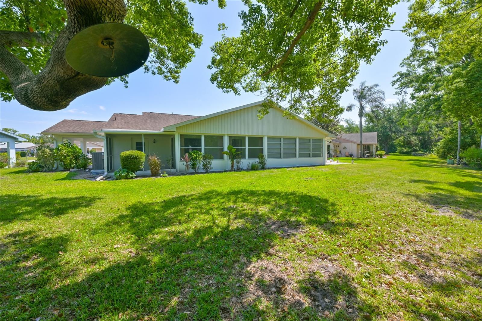 511 FINSBURY CIR #B, SUN CITY CENTER, FL, 33573