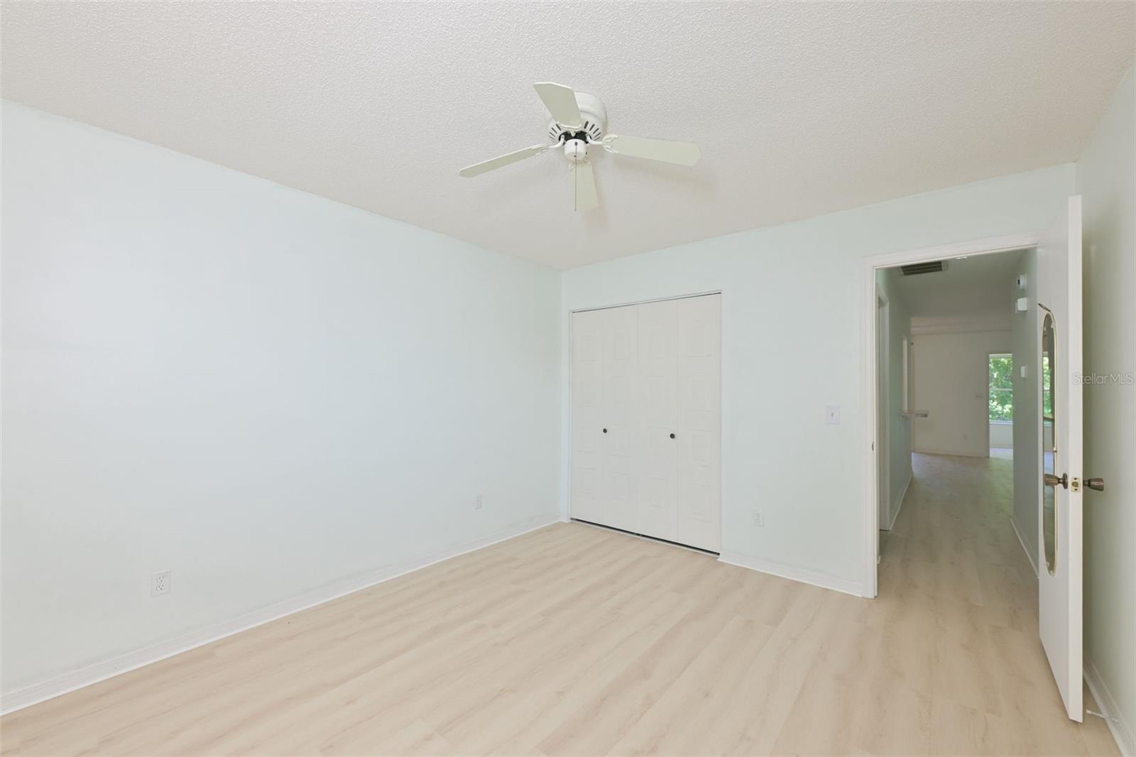 511 FINSBURY CIR #B, SUN CITY CENTER, FL, 33573