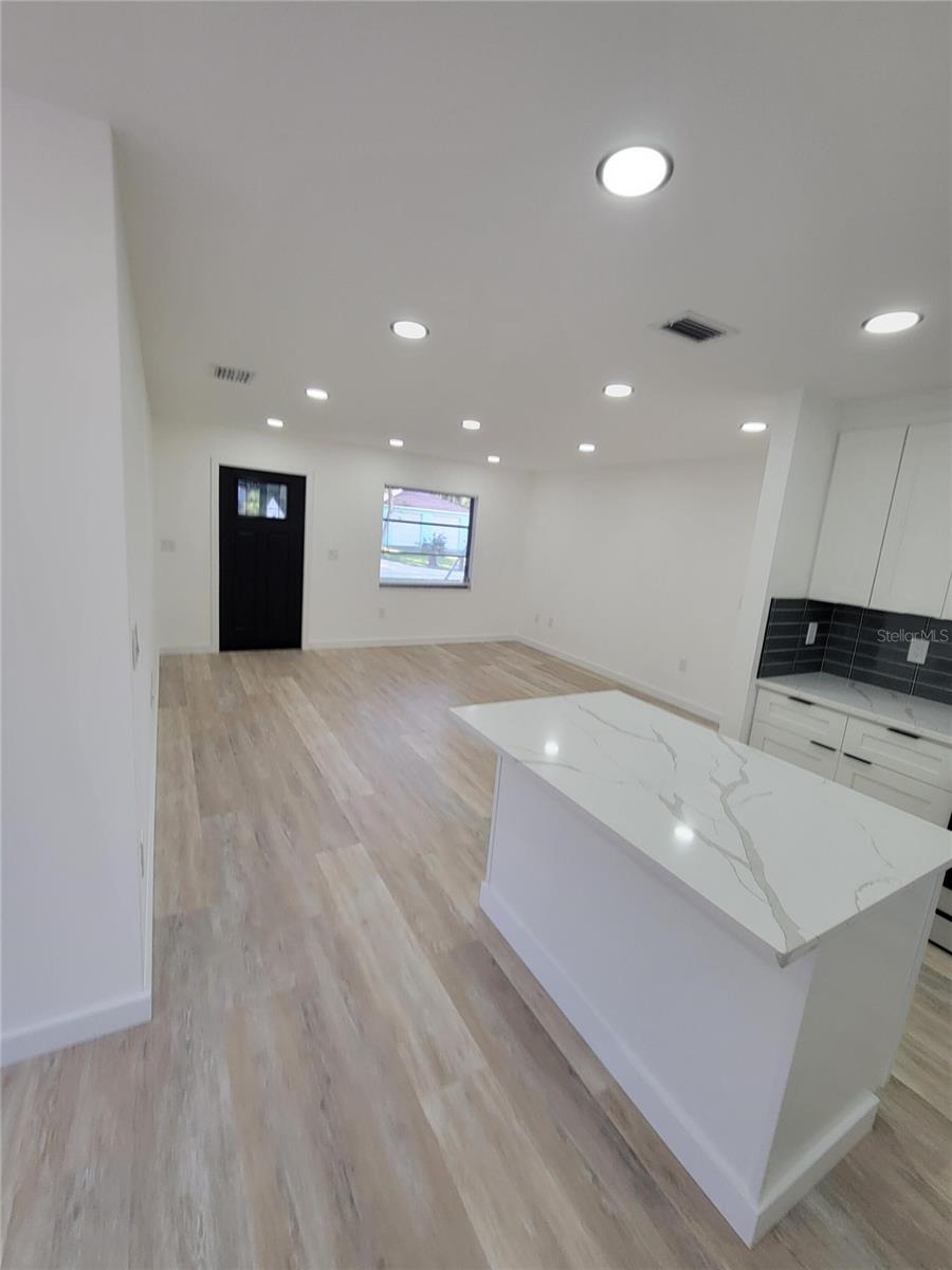 328 E BAY ST, OSPREY, FL, 34229