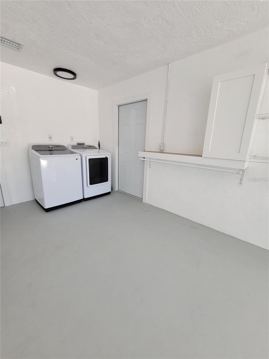 328 E BAY ST, OSPREY, FL, 34229