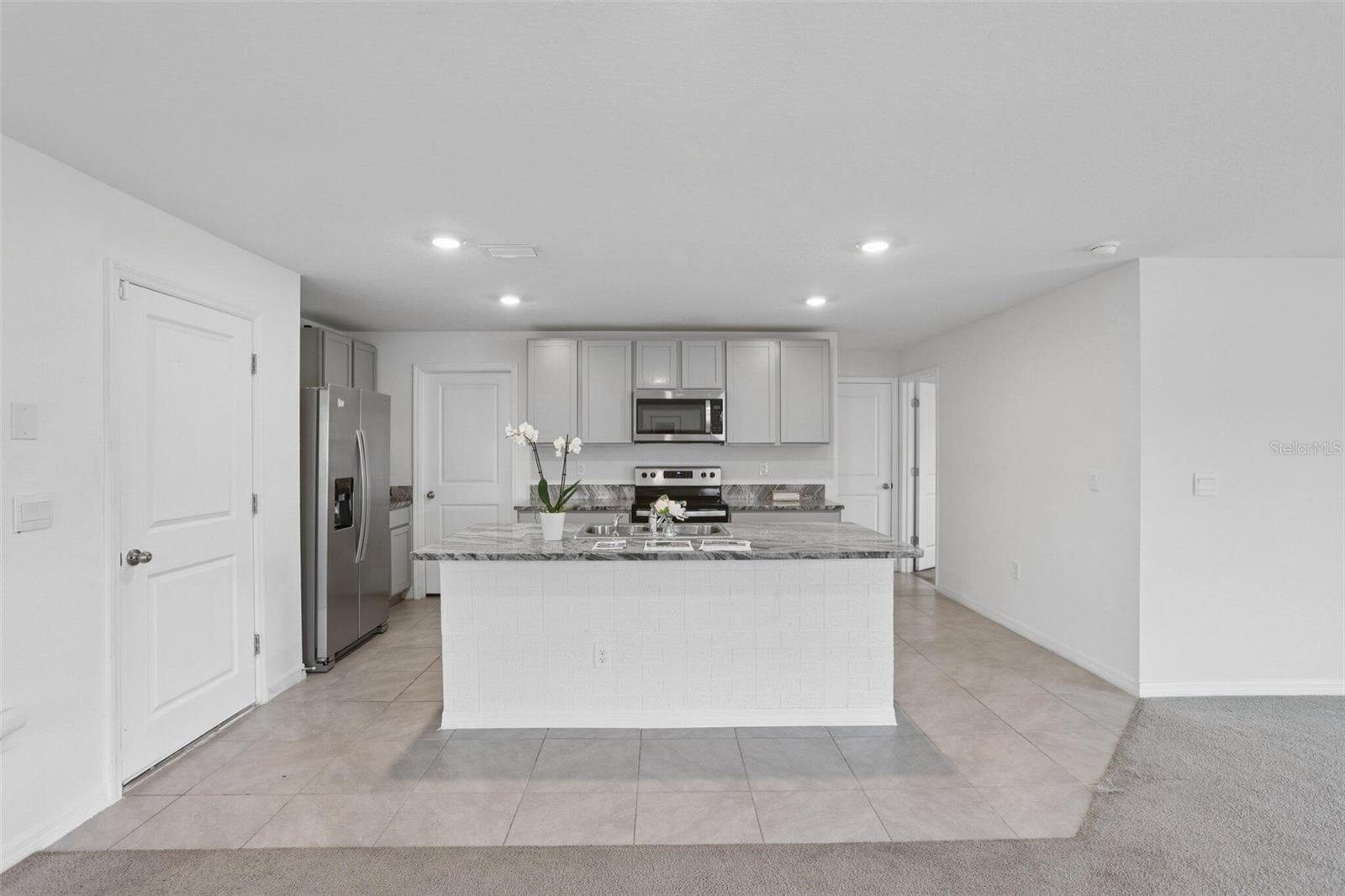 7530 BROAD POINTE DR, ZEPHYRHILLS, FL, 33540