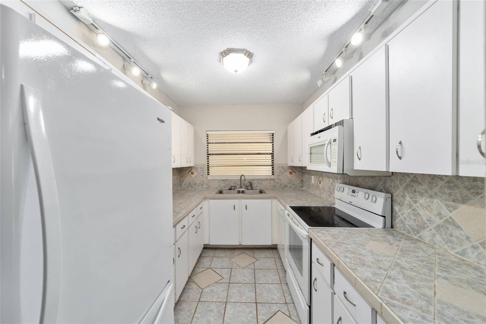 3401 E FORT KING ST #202, OCALA, FL, 34470