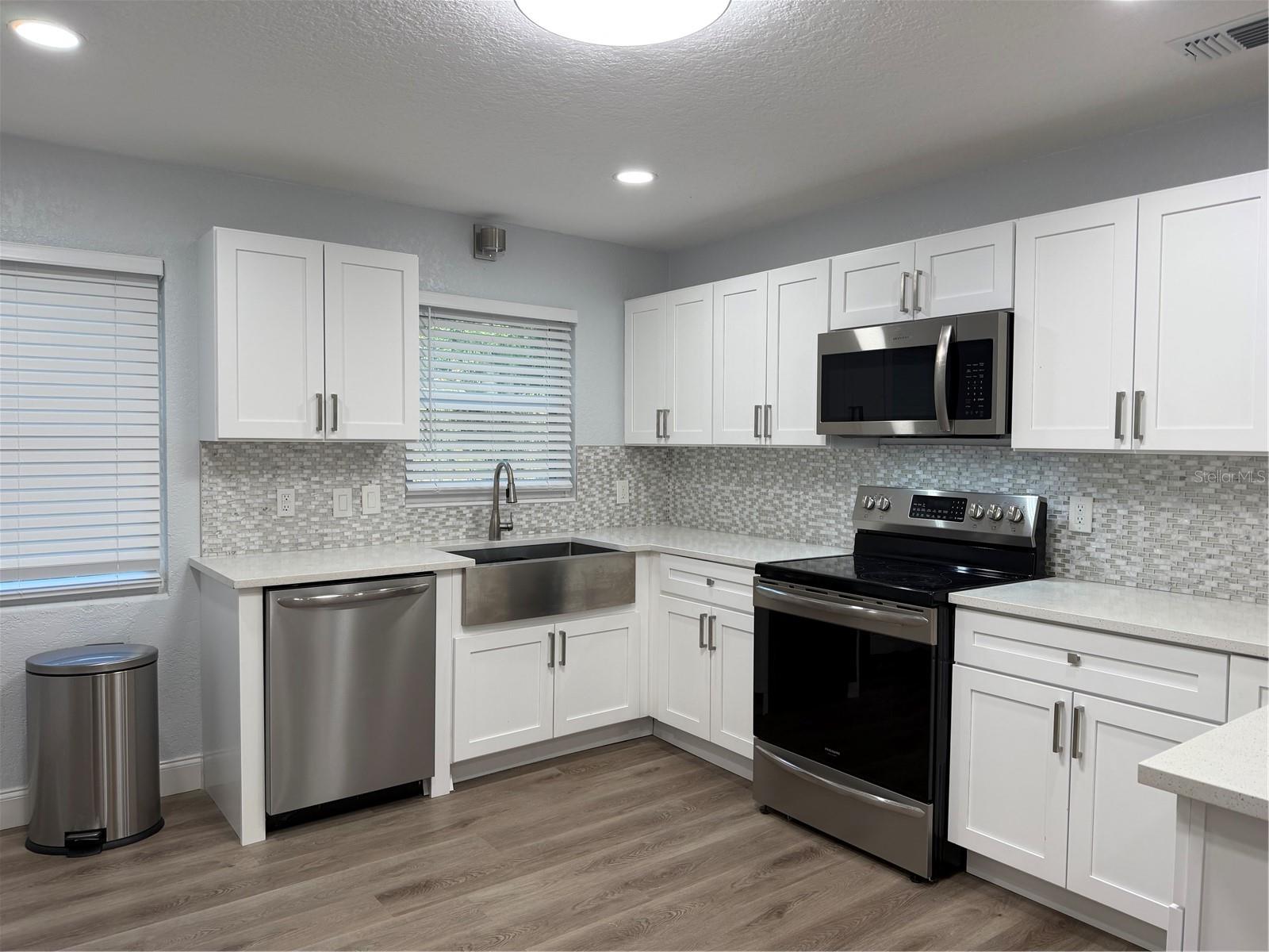 1947 CHENANGO AVE, CLEARWATER, FL, 33755