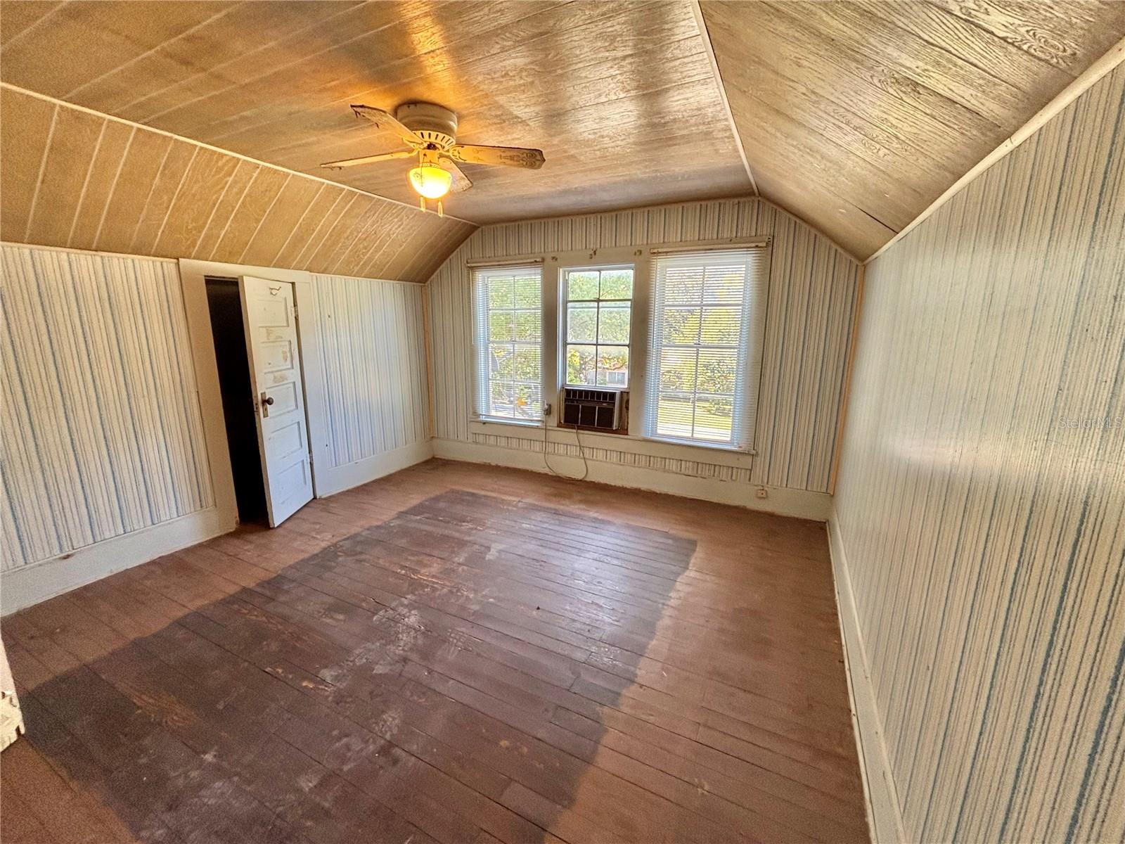 19435 FORT DADE AVE, BROOKSVILLE, FL, 34601