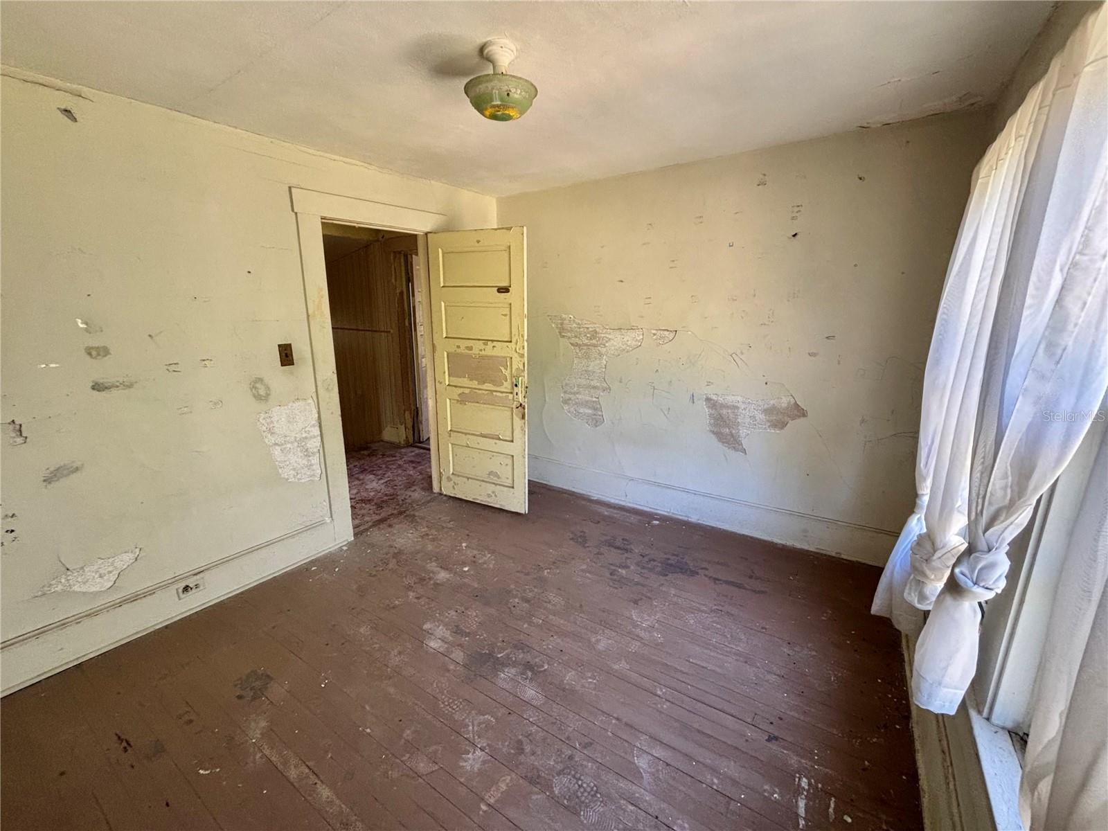 19435 FORT DADE AVE, BROOKSVILLE, FL, 34601