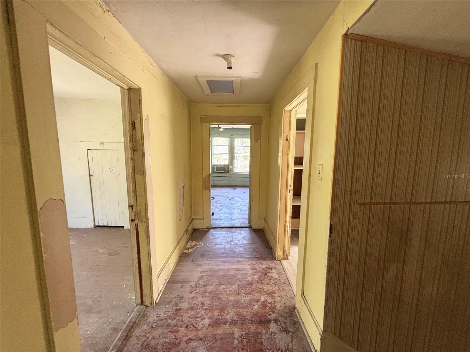 19435 FORT DADE AVE, BROOKSVILLE, FL, 34601