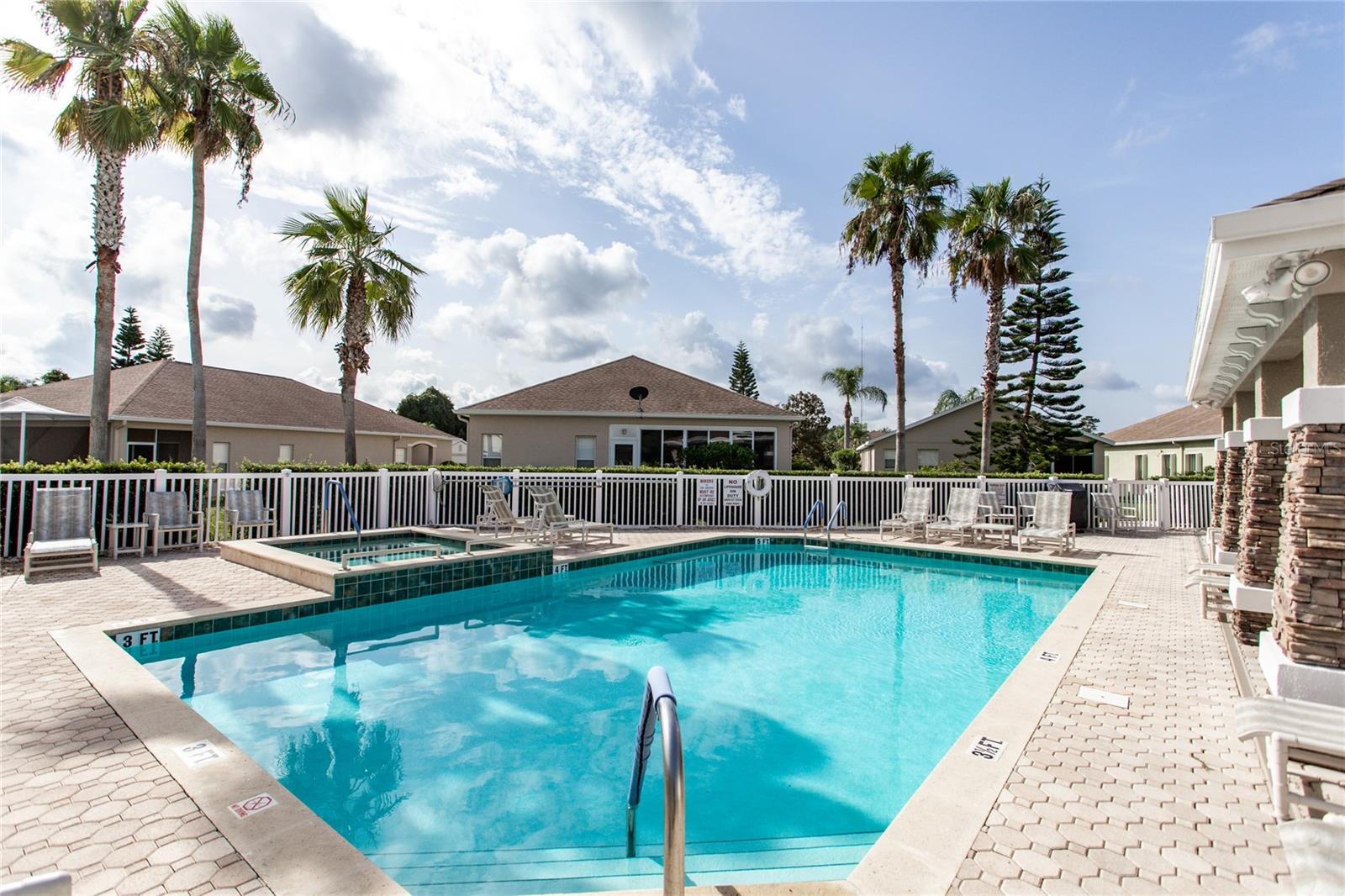 2815 WOOD POINTE DR, HOLIDAY, FL, 34691