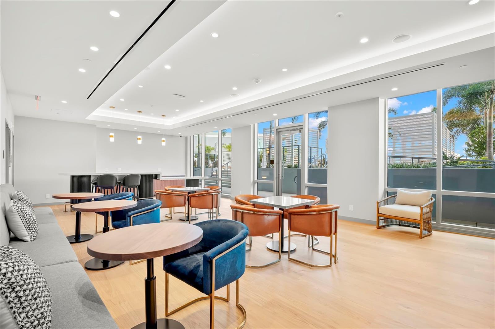 400 CENTRAL AVE #1909, ST PETERSBURG, FL, 33701