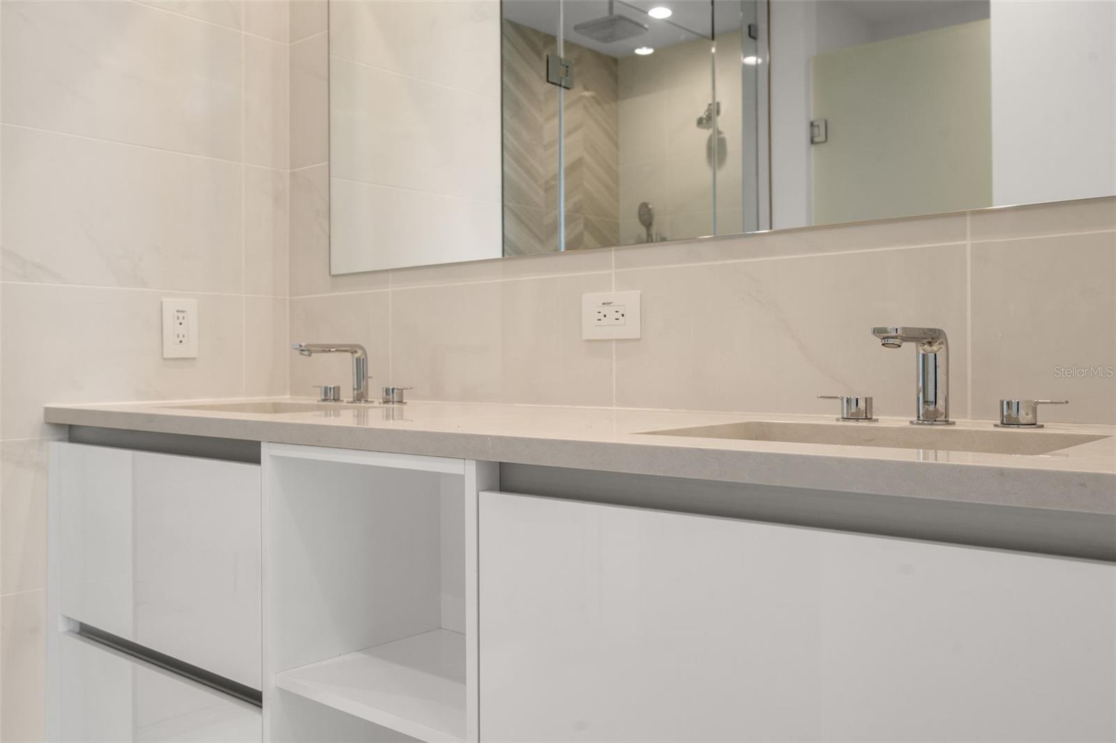 400 CENTRAL AVE #1909, ST PETERSBURG, FL, 33701