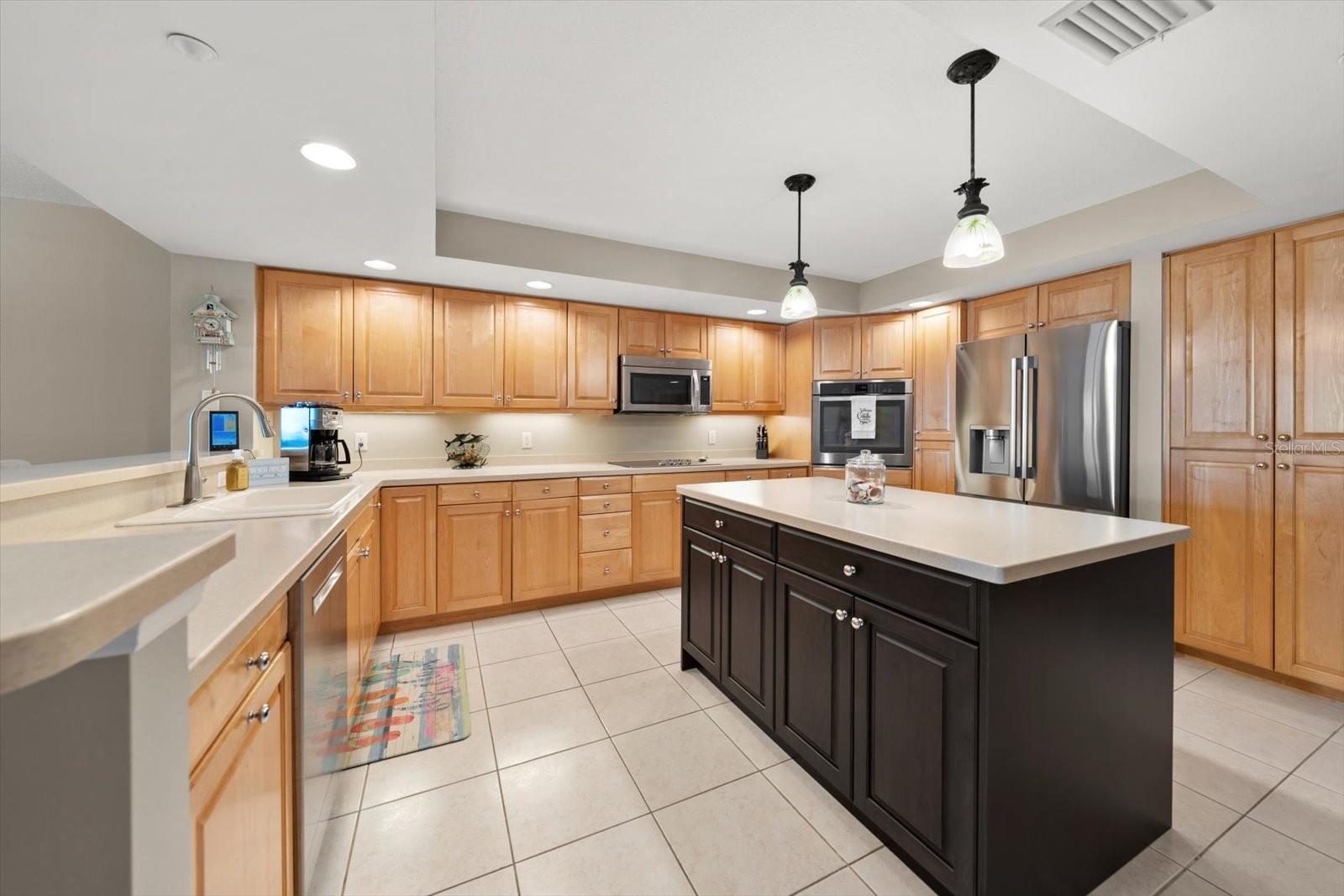 16326 GULF BLVD #206, REDINGTON BEACH, FL, 33708