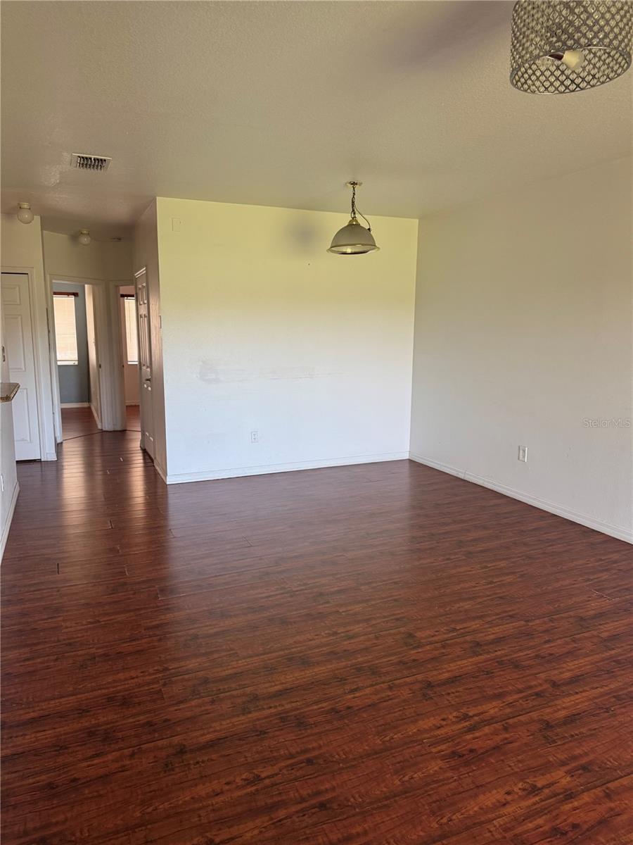 495 LAS CORTES LN #203, ORLANDO, FL, 32824