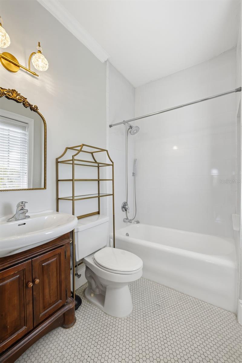 2117 W DEKLE AVE #K3, TAMPA, FL, 33606