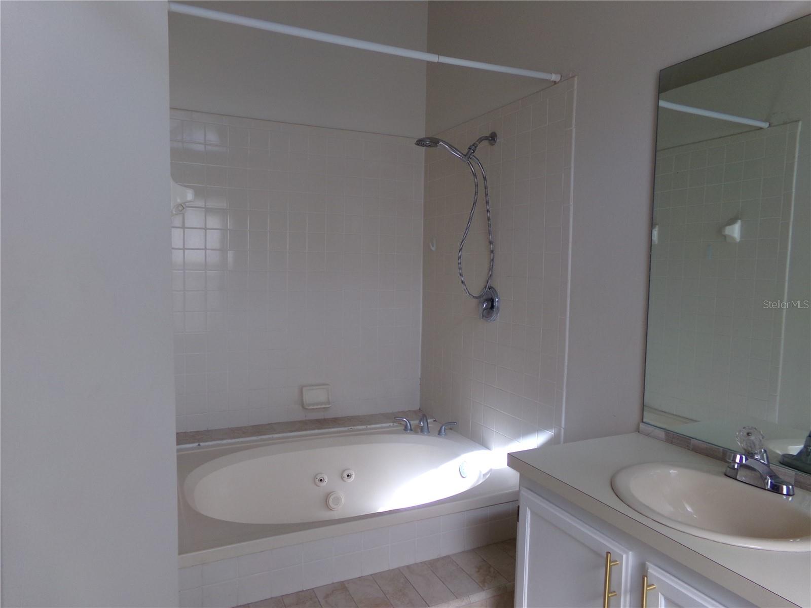 1041 KELSEY AVE, OVIEDO, FL, 32765