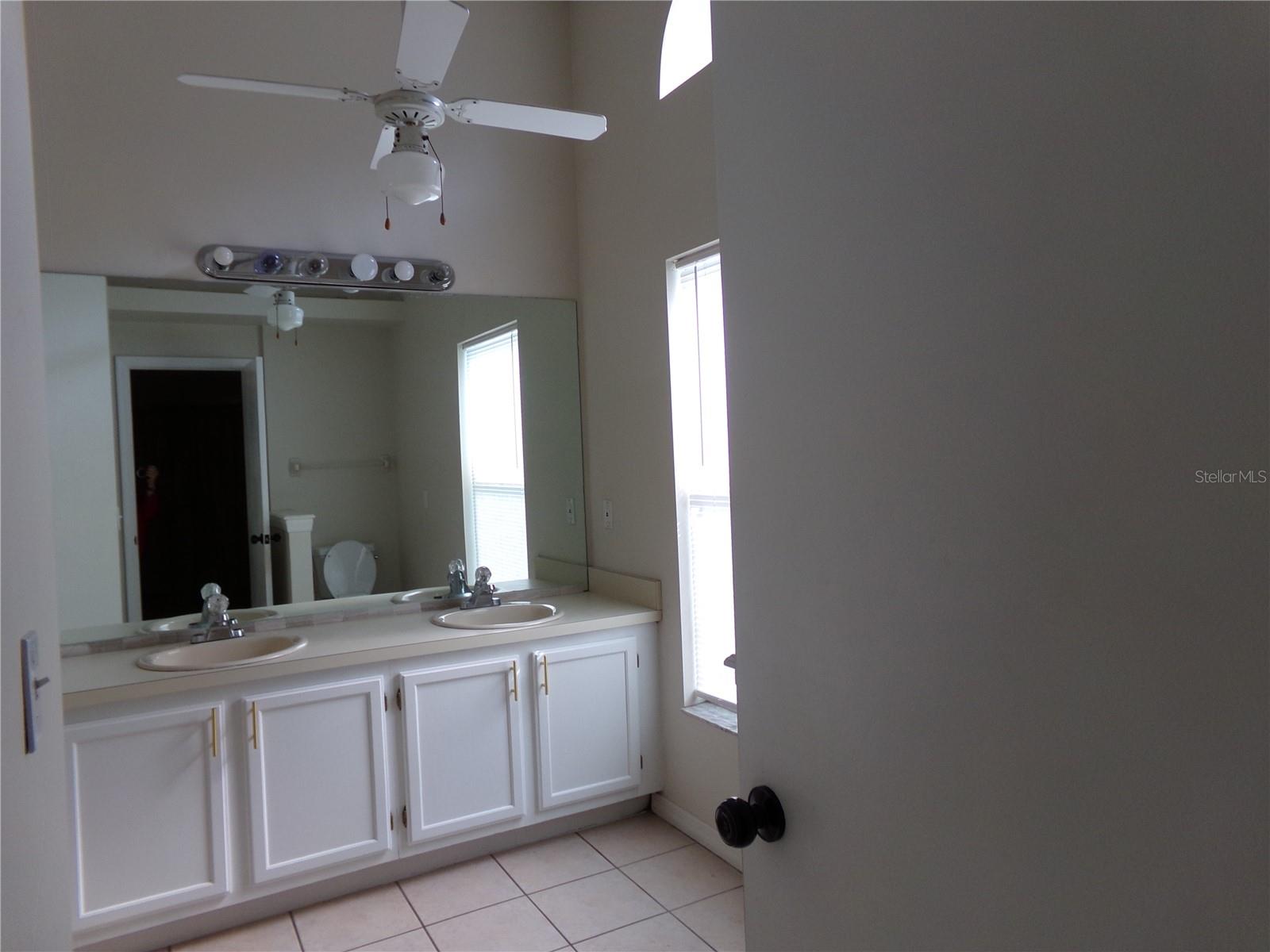 1041 KELSEY AVE, OVIEDO, FL, 32765