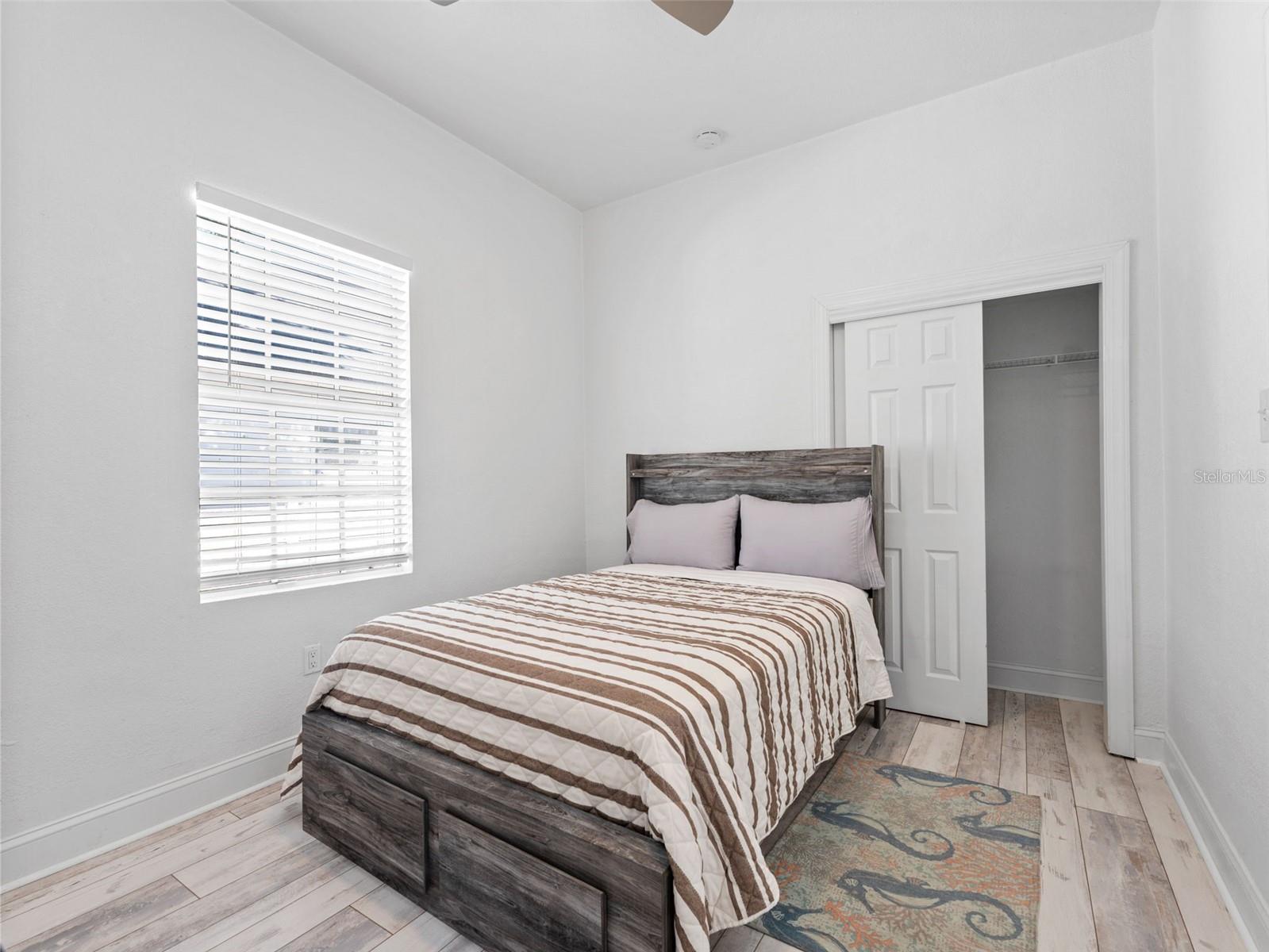 2903 W IVY ST, TAMPA, FL, 33607