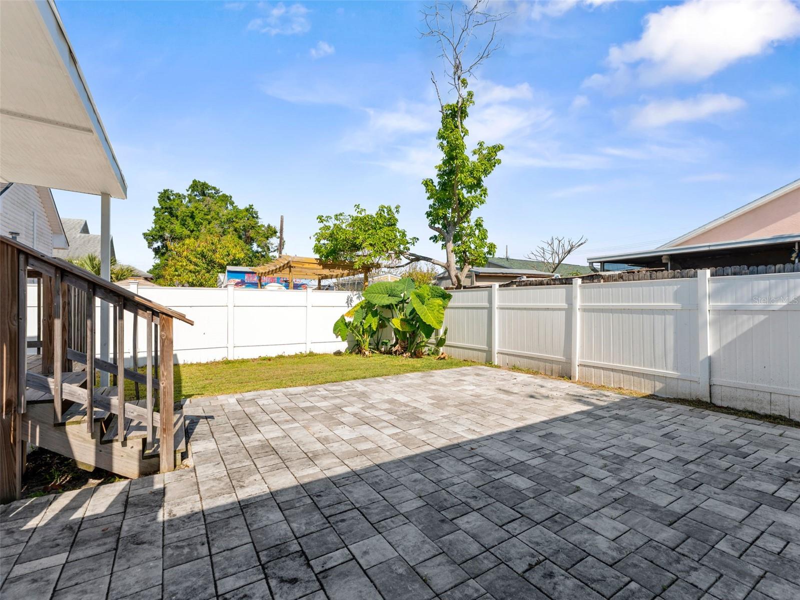 2903 W IVY ST, TAMPA, FL, 33607