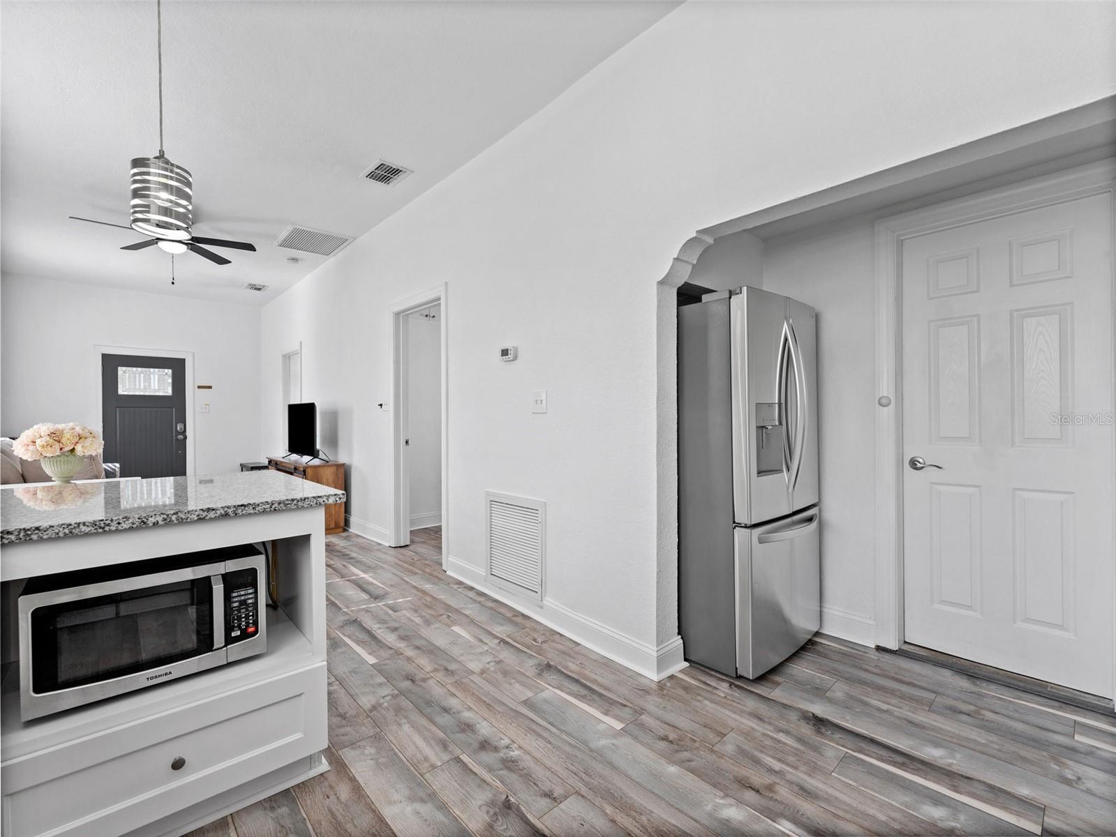 2903 W IVY ST, TAMPA, FL, 33607