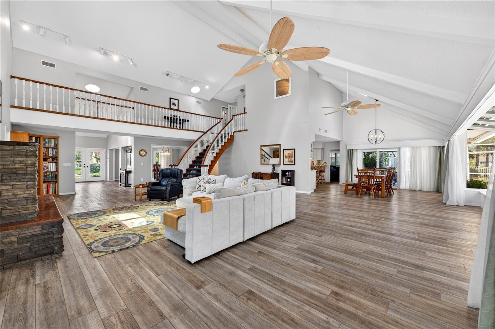 770 PELICAN BAY DR, DAYTONA BEACH, FL, 32119