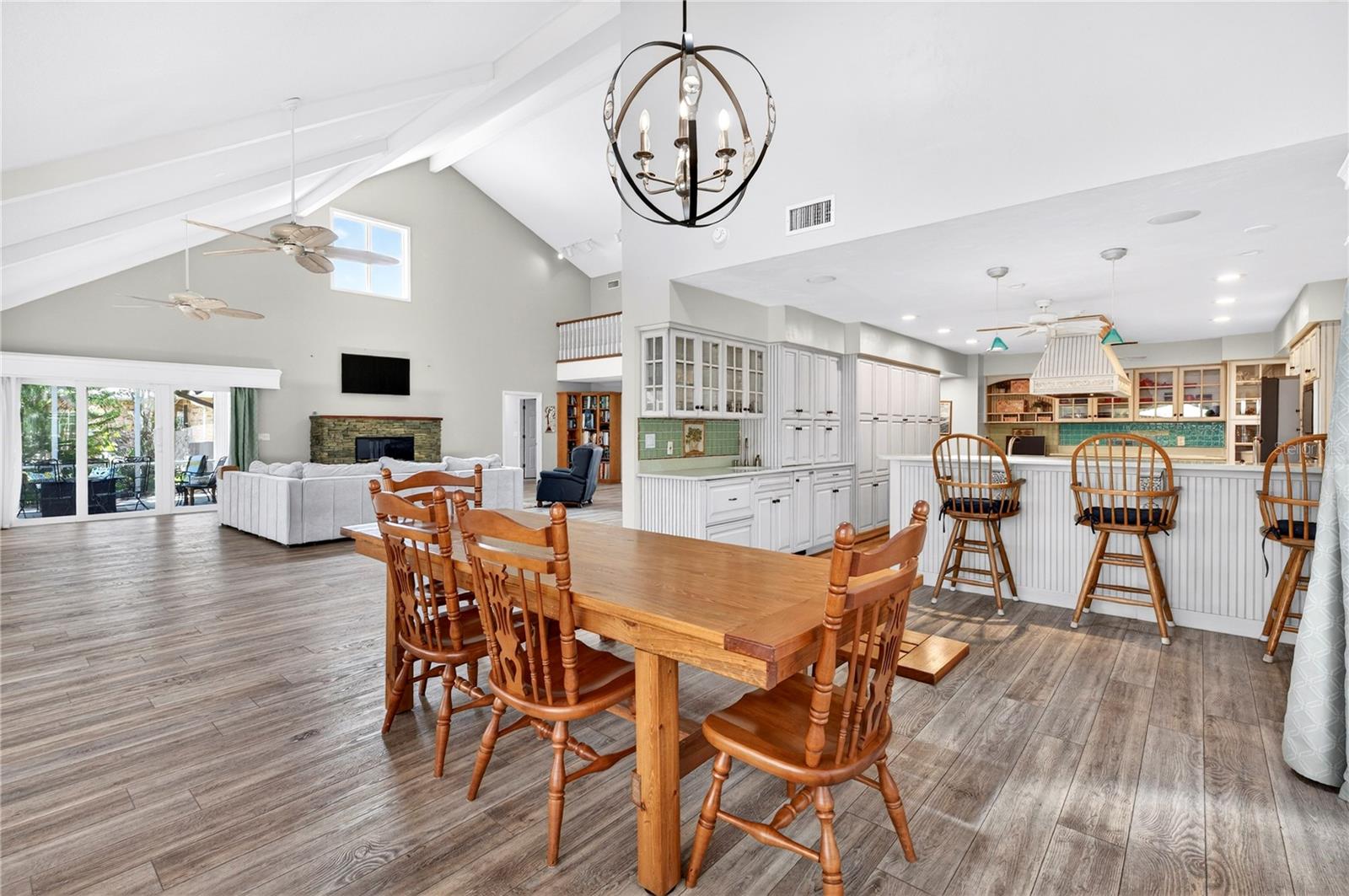 770 PELICAN BAY DR, DAYTONA BEACH, FL, 32119